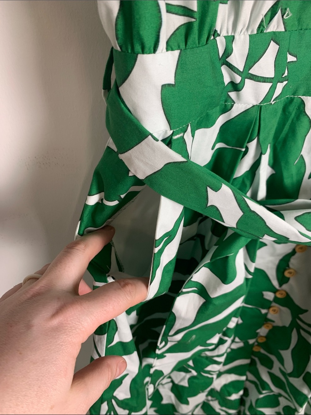 Zara Green Leaf Print Button-Front Midi Dress - Picture 5 of 7
